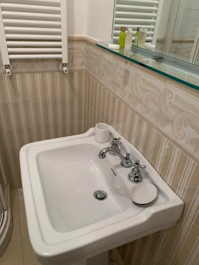 Bed & Breakfast B&B Querini Rome Italy