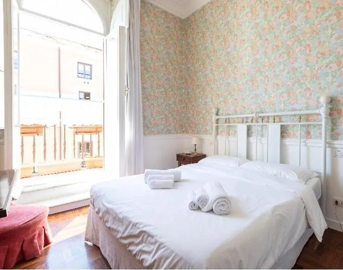 Bed & Breakfast B&B Querini Rome Italy